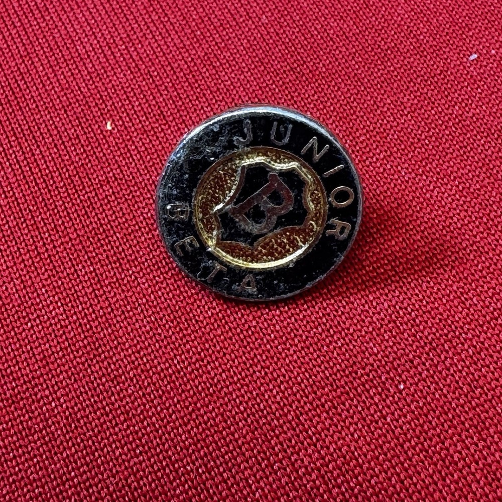Vintage National Junior Beta Club Black &‎ Gold Round Membership Lapel Pin